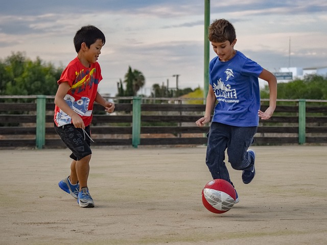 阿尔瓦雷斯 阿尔瓦雷斯